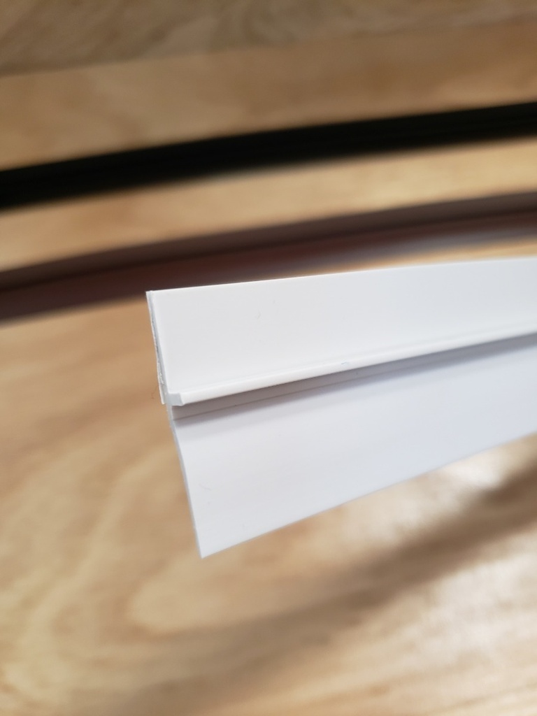 Zocalo Rigido Aleta Flexible PVC Blanco