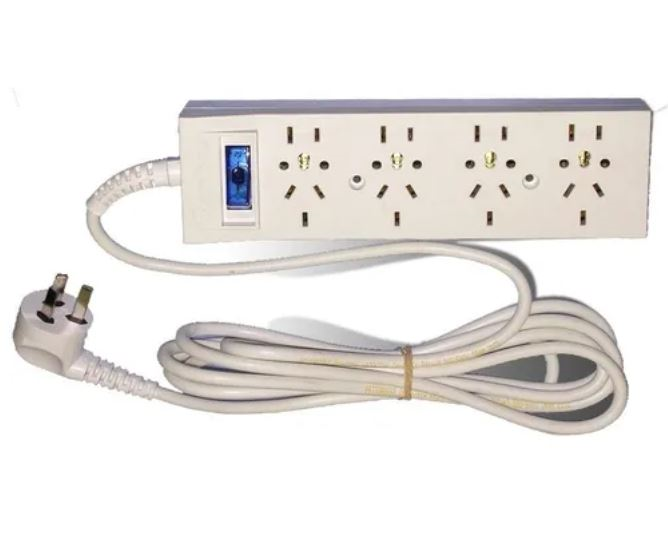 Toma Multiple Univers Blanco C/Cable 3mts